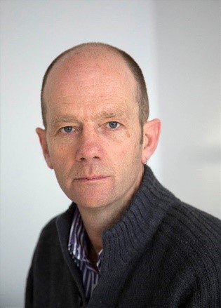 headshot of Dr Hugh Deeming